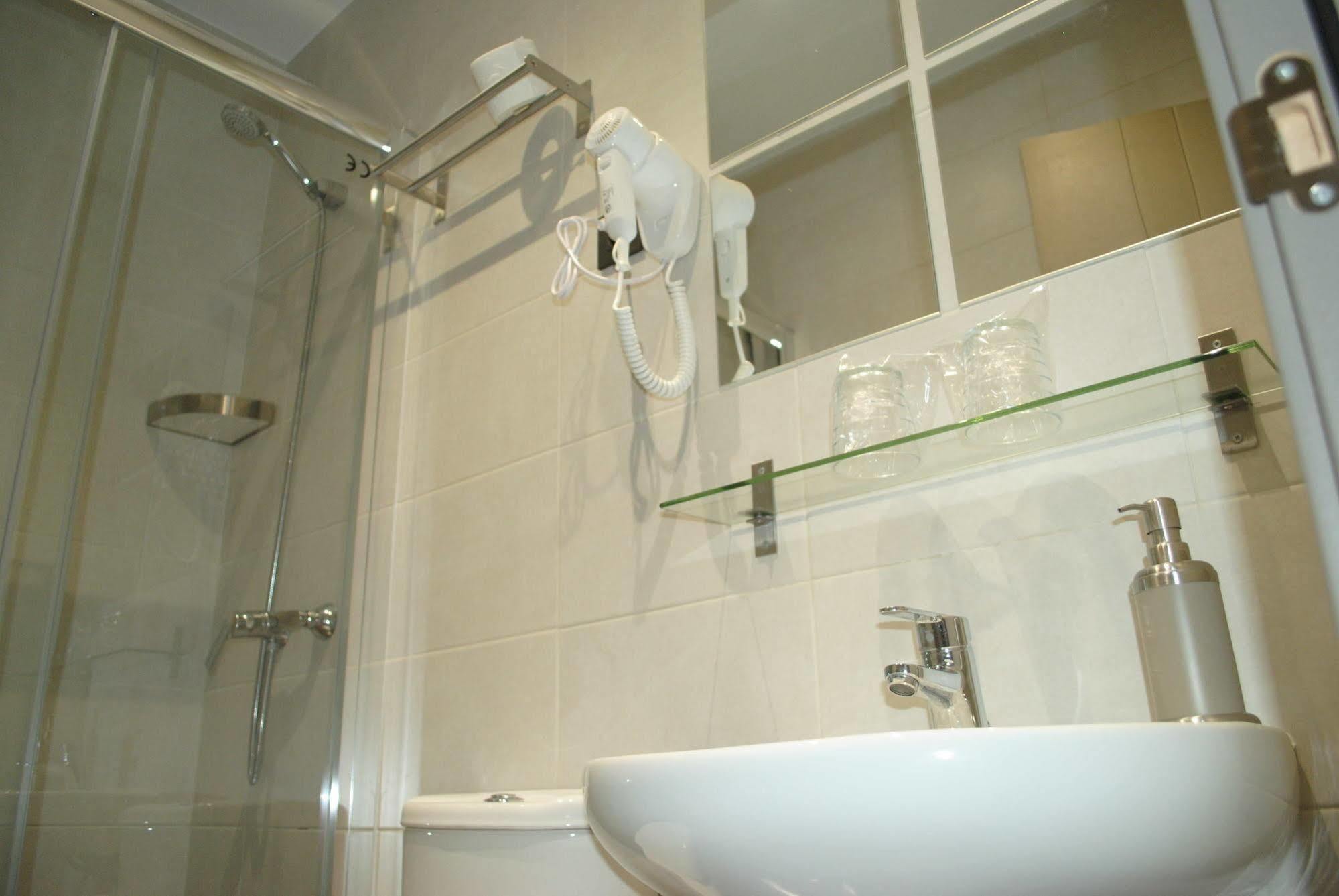 Fuencarral Rooms Μαδρίτη Εξωτερικό φωτογραφία